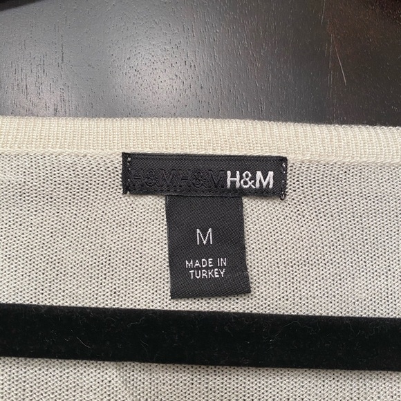 H&M sweater - Picture 5 of 5